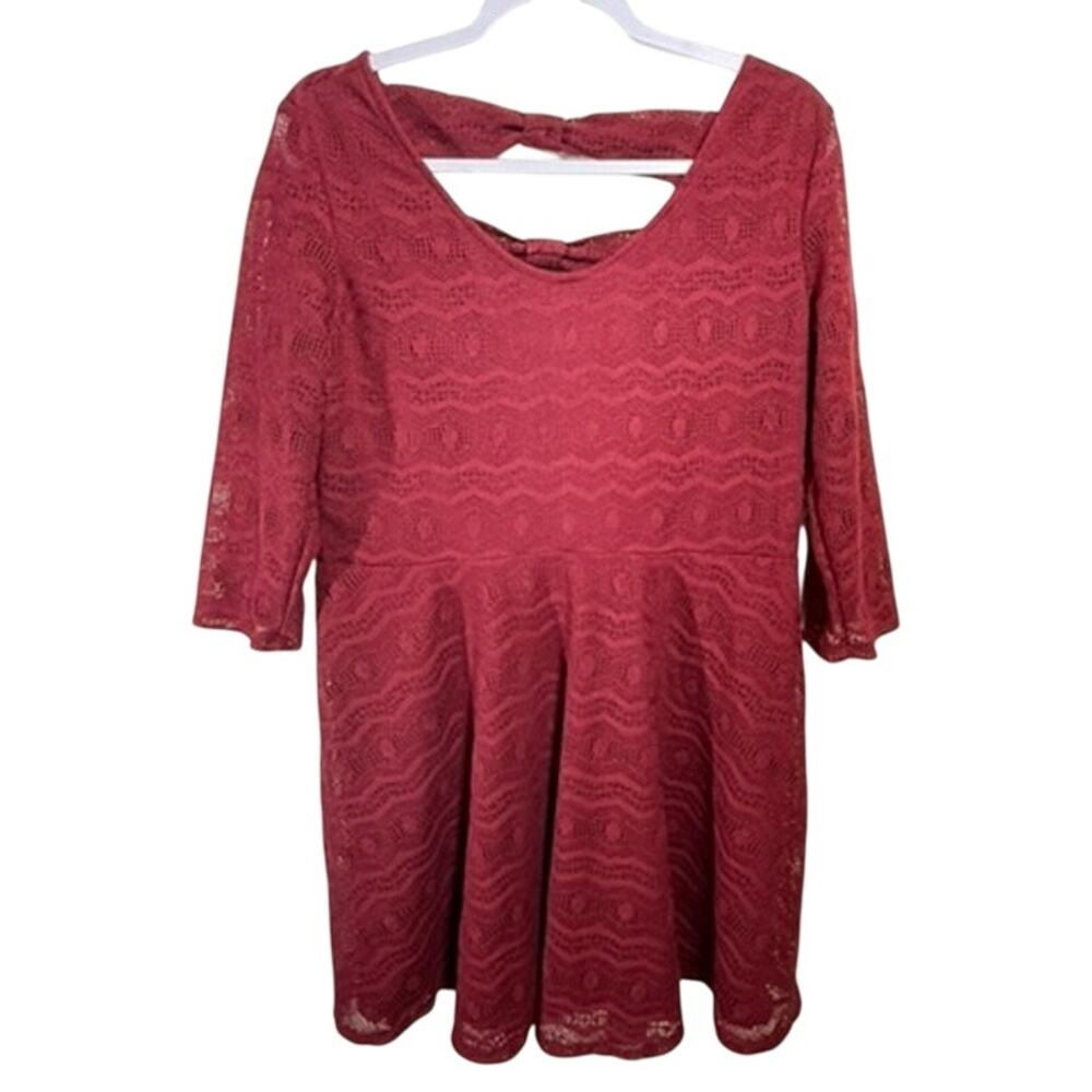 Target xhilaration XL Burgundy/Red Dress w/ Lace and Inner Shell Pre-owned